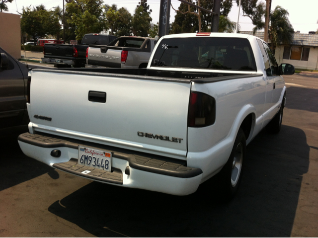 2002 Chevrolet S10 Unknown