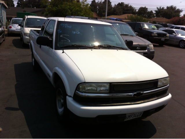 2002 Chevrolet S10 Unknown