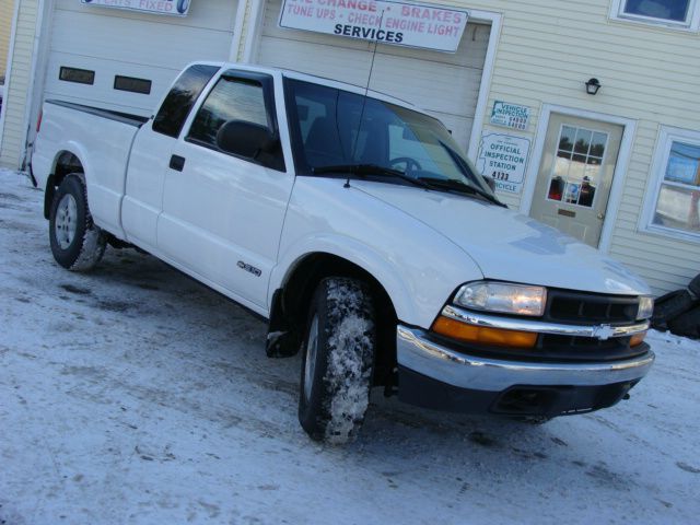 2002 Chevrolet S10 Handicap Lift And Control Leg 1 Owner