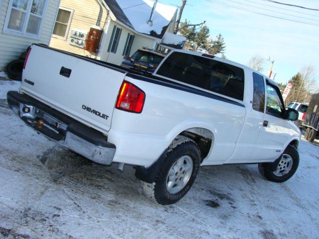 2002 Chevrolet S10 Handicap Lift And Control Leg 1 Owner