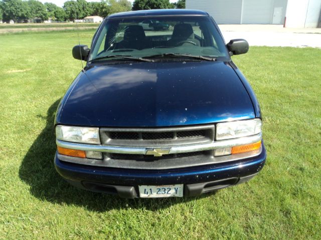 2002 Chevrolet S10 4wd