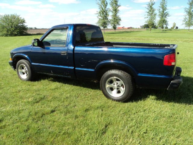 2002 Chevrolet S10 4wd