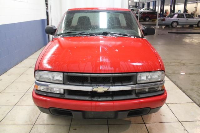 2002 Chevrolet S10 Base