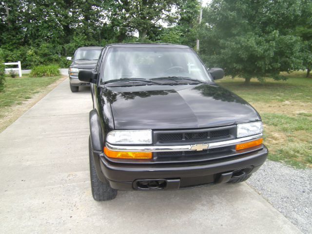 2002 Chevrolet S10 Handicap Lift And Control Leg 1 Owner