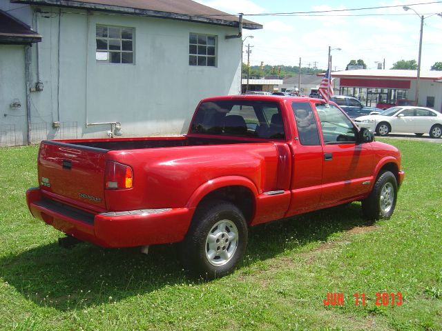 2002 Chevrolet S10 Handicap Lift And Control Leg 1 Owner