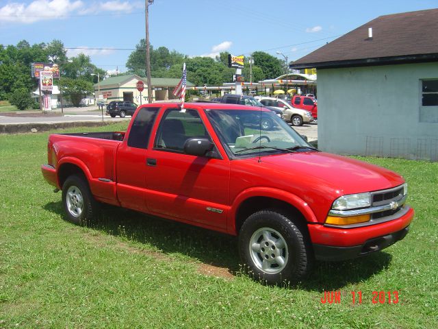 2002 Chevrolet S10 Handicap Lift And Control Leg 1 Owner