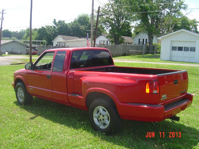 2002 Chevrolet S10 Handicap Lift And Control Leg 1 Owner