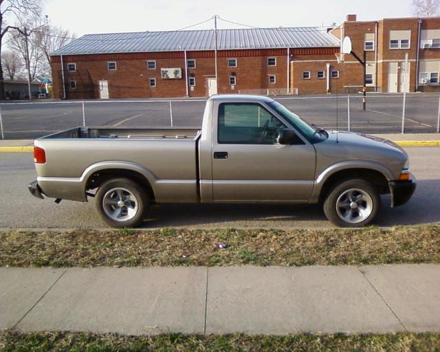 2003 Chevrolet S10 Unknown