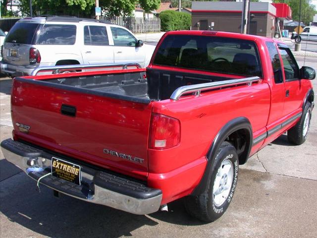 2003 Chevrolet S10 Crew Cab 4WD