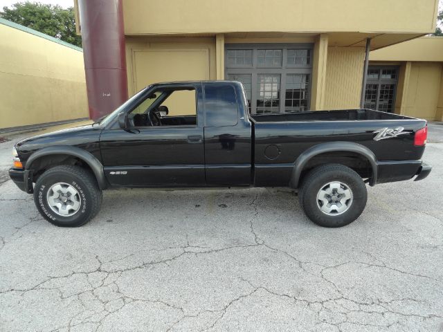 2003 Chevrolet S10 Handicap Lift And Control Leg 1 Owner