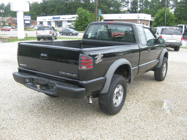 2003 Chevrolet S10 Handicap Lift And Control Leg 1 Owner