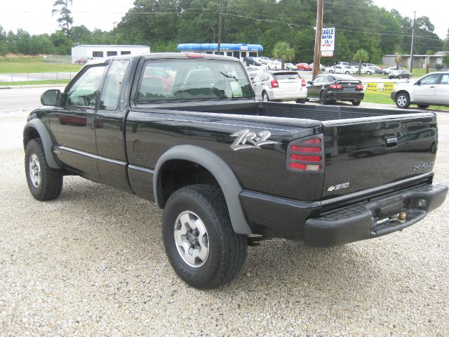 2003 Chevrolet S10 Handicap Lift And Control Leg 1 Owner