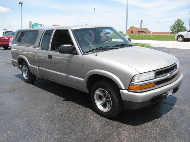 2003 Chevrolet S10 4dr Sdn Auto GLS w/XM