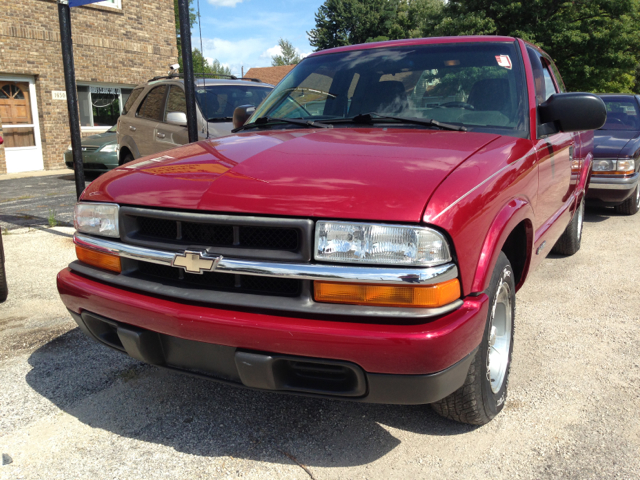 2003 Chevrolet S10 4dr Sdn Auto GLS w/XM