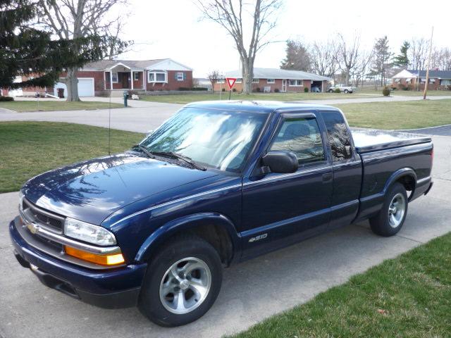 2003 Chevrolet S10 Base