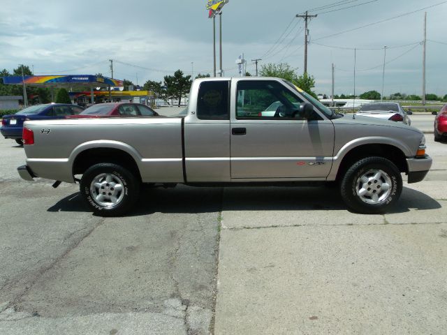 2003 Chevrolet S10 Handicap Lift And Control Leg 1 Owner