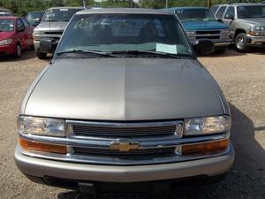 2003 Chevrolet S10 4dr Sdn Auto GLS w/XM