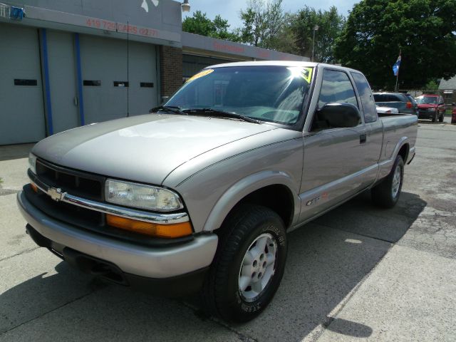 2003 Chevrolet S10 Handicap Lift And Control Leg 1 Owner