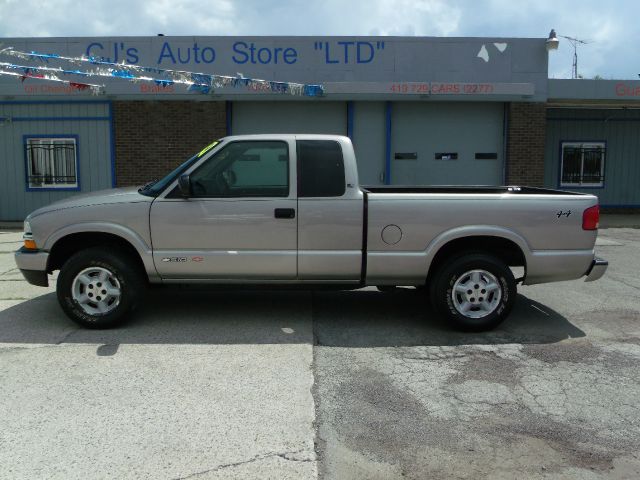 2003 Chevrolet S10 Handicap Lift And Control Leg 1 Owner