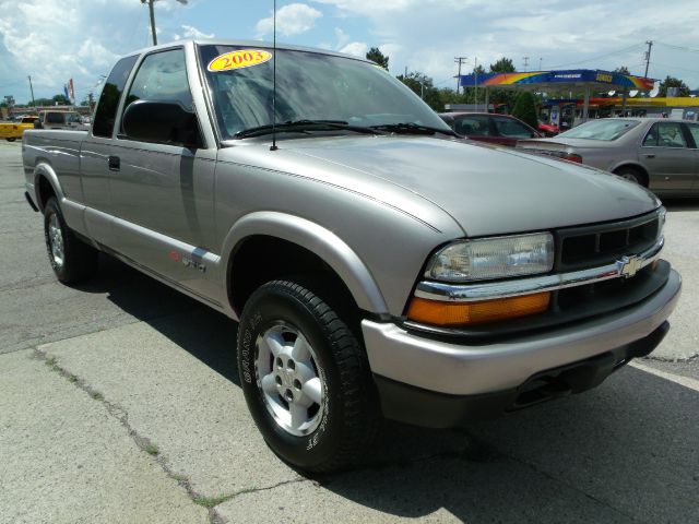 2003 Chevrolet S10 Handicap Lift And Control Leg 1 Owner