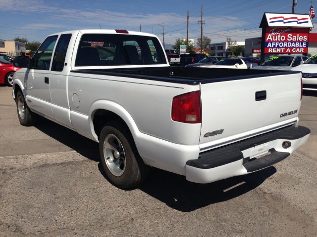 2003 Chevrolet S10 4dr Sdn Auto GLS w/XM