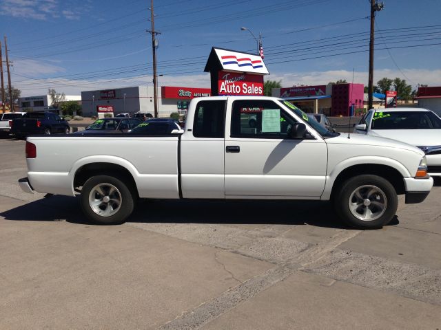 2003 Chevrolet S10 4dr Sdn Auto GLS w/XM