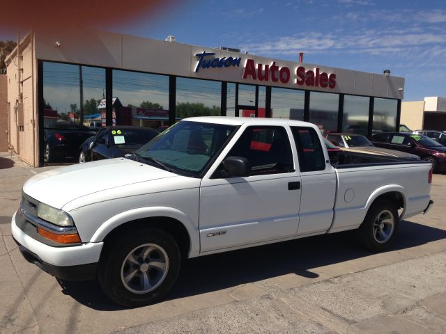 2003 Chevrolet S10 4dr Sdn Auto GLS w/XM