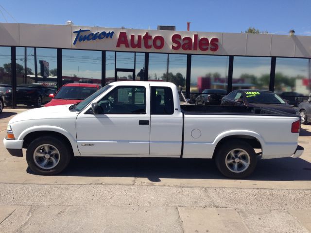 2003 Chevrolet S10 4dr Sdn Auto GLS w/XM