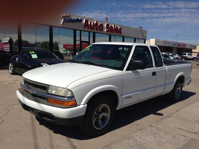 2003 Chevrolet S10 4dr Sdn Auto GLS w/XM