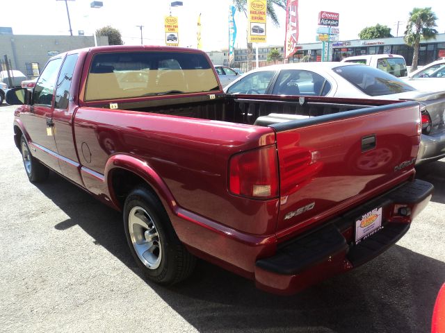 2003 Chevrolet S10 4dr Sdn Auto GLS w/XM