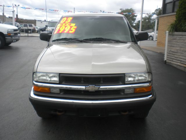 2003 Chevrolet S10 Handicap Lift And Control Leg 1 Owner