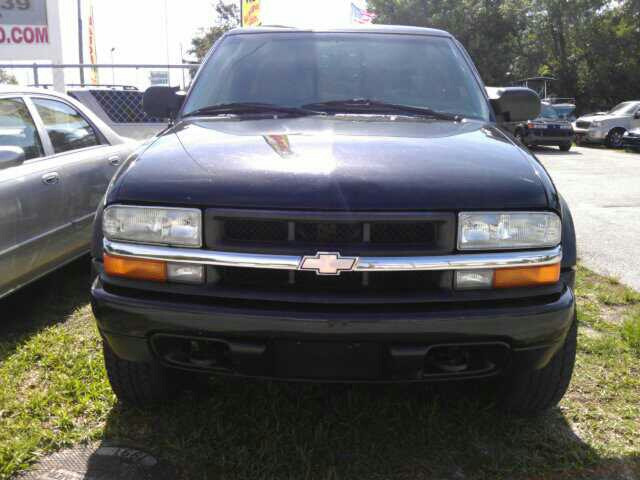 2003 Chevrolet S10 Base