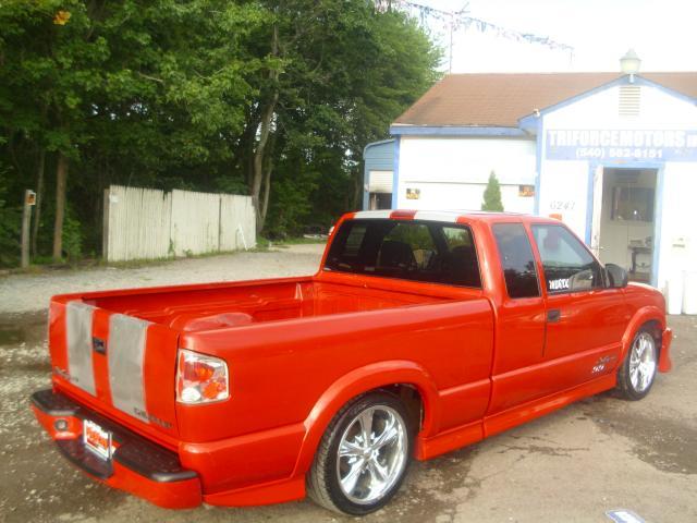 2003 Chevrolet S10 4dr Sdn Auto GLS w/XM