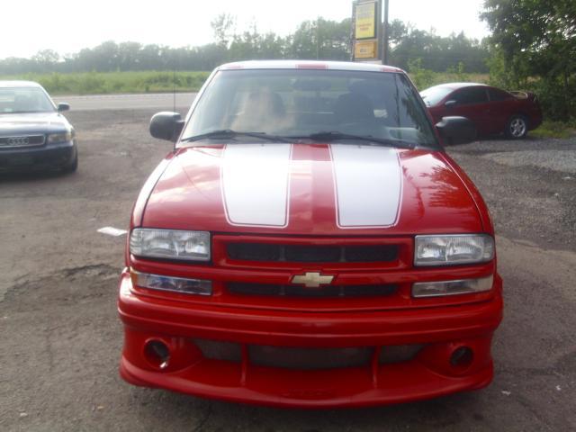 2003 Chevrolet S10 4dr Sdn Auto GLS w/XM