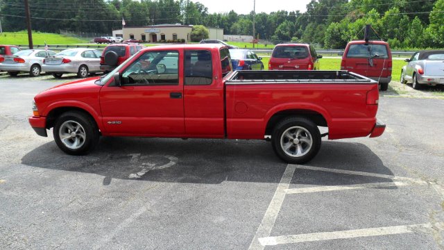 2003 Chevrolet S10 4dr Sdn Auto GLS w/XM