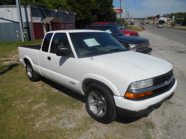 2003 Chevrolet S10 4dr Sdn Auto GLS w/XM