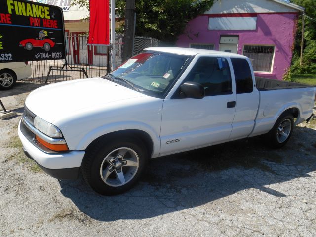 2003 Chevrolet S10 4dr Sdn Auto GLS w/XM