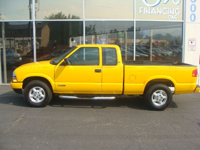 2003 Chevrolet S10 Handicap Lift And Control Leg 1 Owner