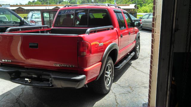 2004 Chevrolet S10 Limited 4WD One Owner Leather