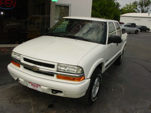 2004 Chevrolet S10 3dr Grand SE 119 WB