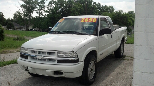 2000 Chevrolet S10 Pickup Handicap Lift And Control Leg 1 Owner