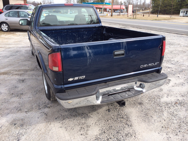 2000 Chevrolet S10 Pickup 4dr Sdn Auto GLS w/XM