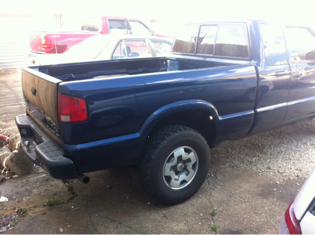 2000 Chevrolet S10 Pickup Handicap Lift And Control Leg 1 Owner