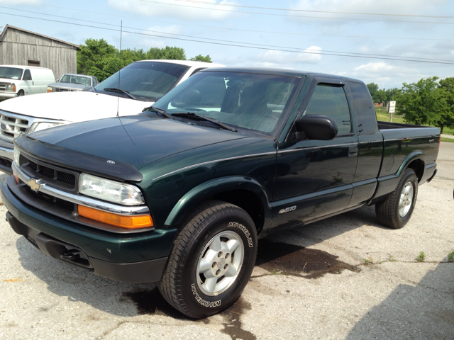 2002 Chevrolet S10 Pickup Handicap Lift And Control Leg 1 Owner