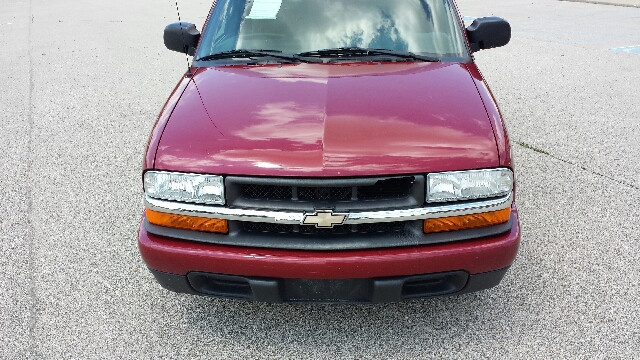 2003 Chevrolet S10 Pickup 4dr Sdn Auto GLS w/XM