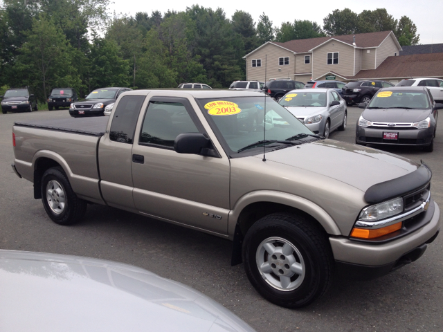 2003 Chevrolet S10 Pickup Handicap Lift And Control Leg 1 Owner