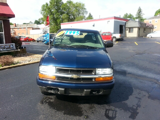 2003 Chevrolet S10 Pickup Handicap Lift And Control Leg 1 Owner