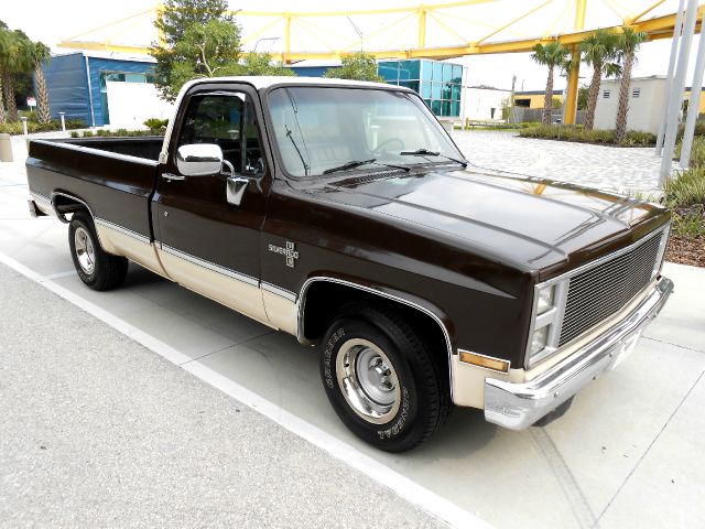 1984 Chevrolet Silverado 14 Box MPR