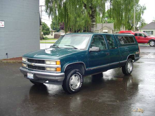 1997 Chevrolet Silverado 4dr X V6 Manual 2WD