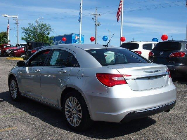 2011 Chrysler 200 3.5